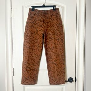 Women Universal Thread High Rise Leopard jeans size 6/28